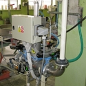 Magnetisk separator til flytende blandinger med automatisk rengjøring